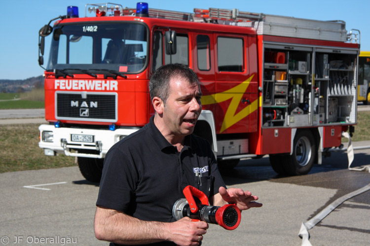 Alfred Schmeide von der Feuerwehrschule Geretsried