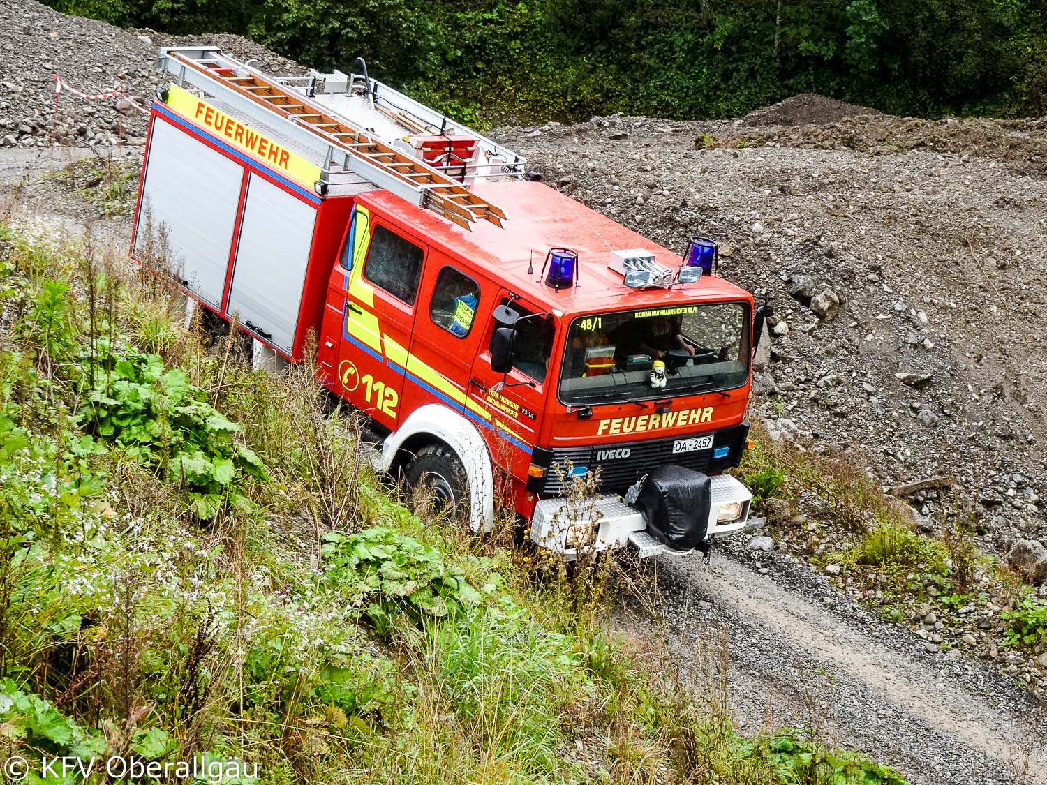 Bergabfahrt des Löschfahrzeuges aus Muthmannshofen